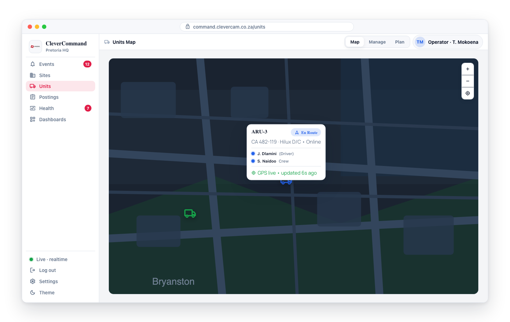 Clicking a unit marker opens its detail popup: status, vehicle, assigned responders, and GPS freshness.